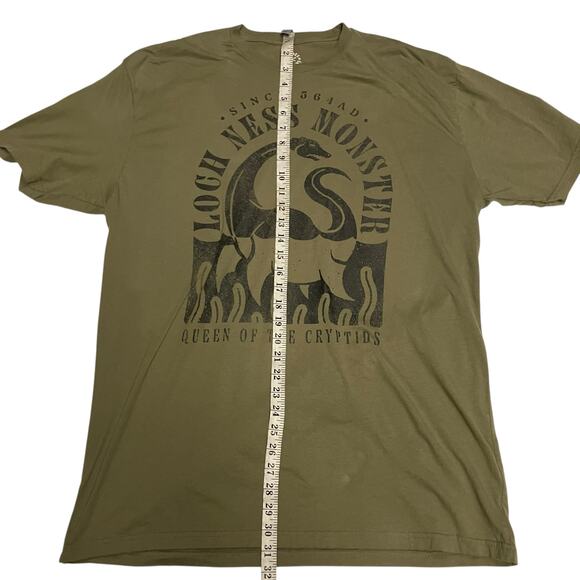 Heroes and Villains Loch Ness Monster Green Graphic T Shirt Size XXL - Picture 5 of 6